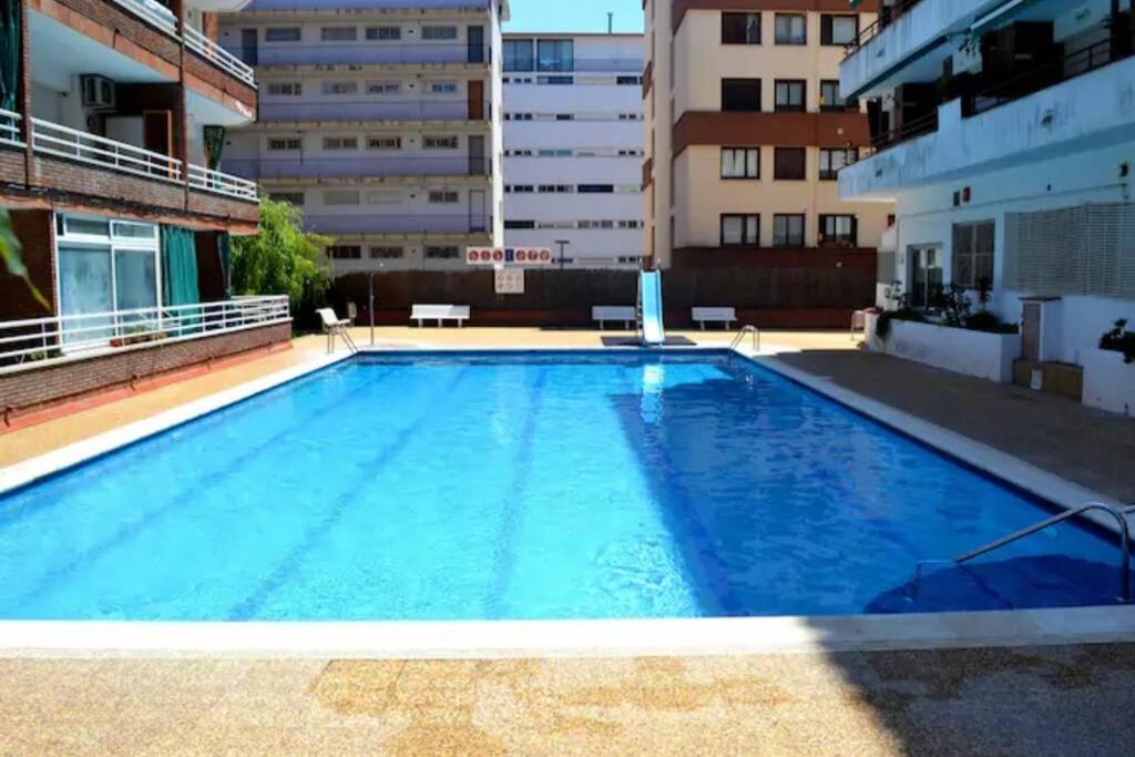 Apartamento Con Piscina A 2 Minutos De La Playa!!! Lloret de Mar Zewnętrze zdjęcie